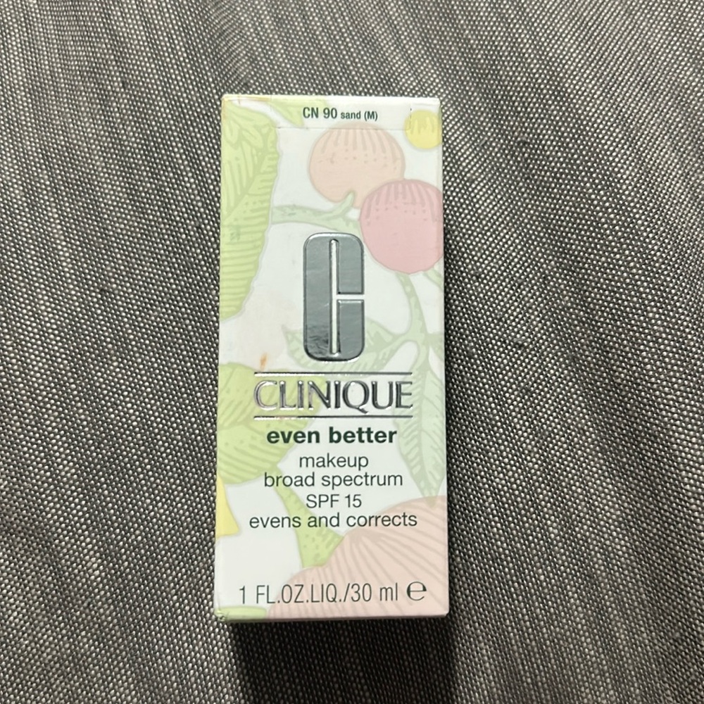 Clinique Even Better Makeup Broad Spectrum SPF 15 Foundation CN90 Sand (M) - NIB